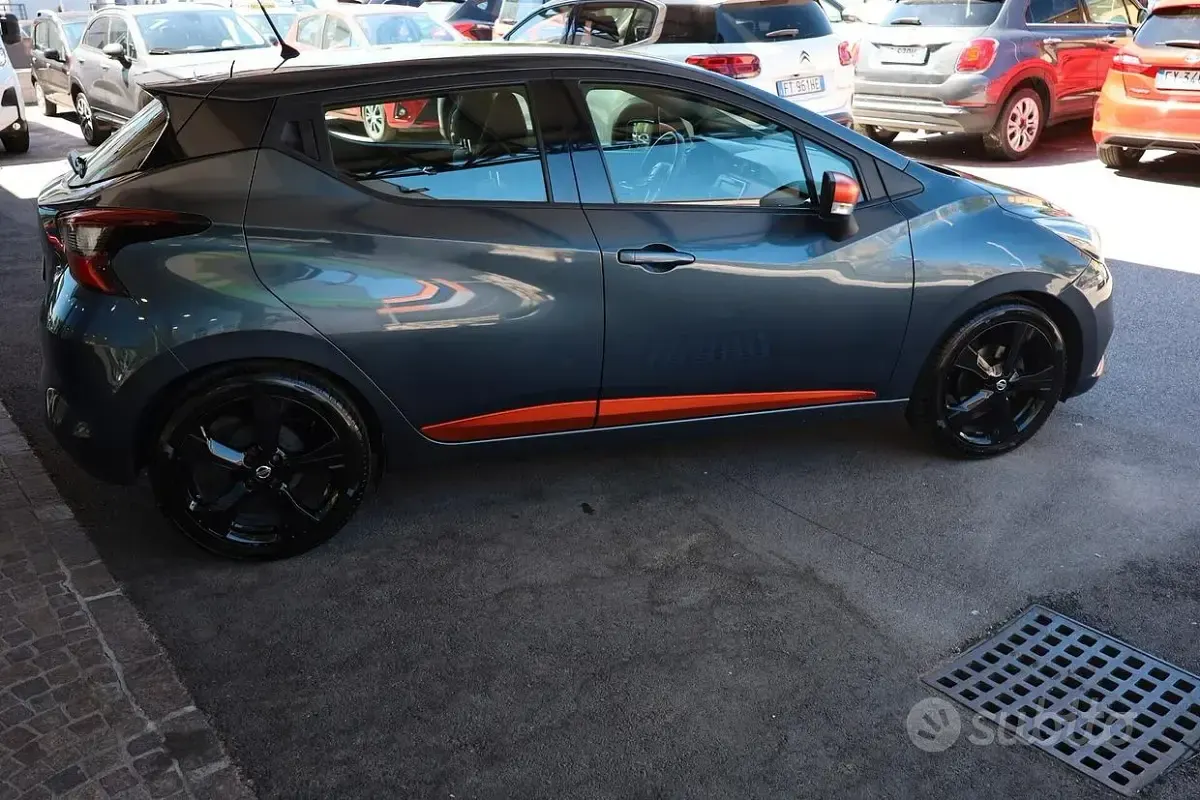 Usata Nissan Micra N-Connecta 90 CV (66 kW) 2017 Grigio Utilitaria
