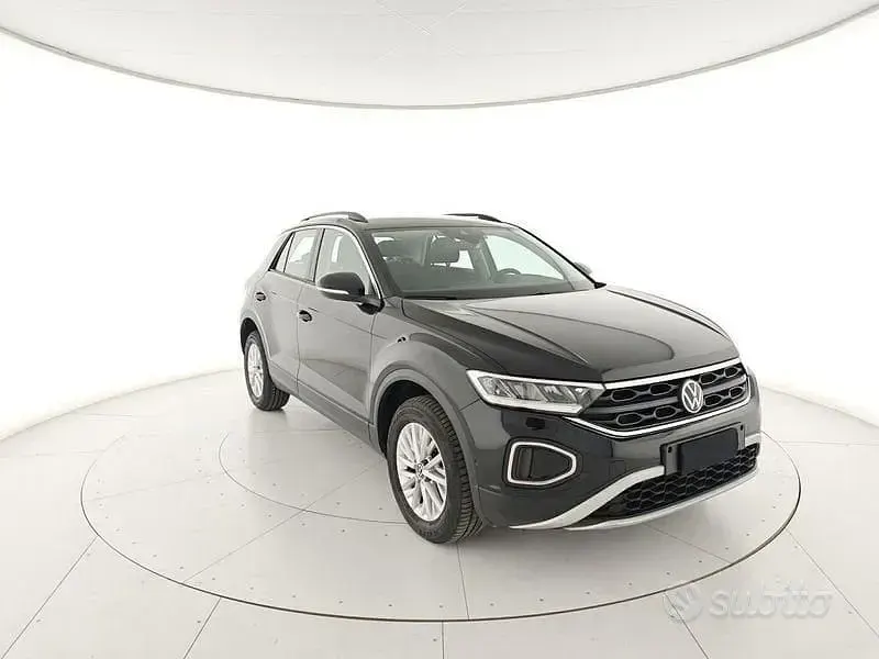 Usata VW T-Roc Life 116 CV (85 kW) 2025 SUV
