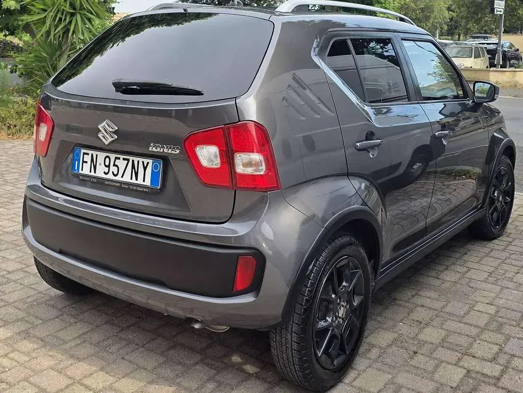 Usata Suzuki Ignis 90 CV (66 kW) 2018 Grigio SUV