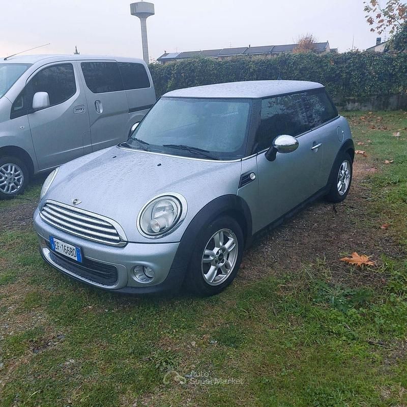 Usata Mini One Clubman 98 CV (72 kW) 2010 Argento Station wagon