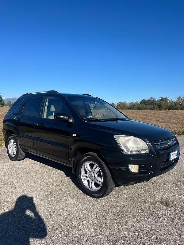 Usata Kia Sportage Active 112 CV (82 kW) 2005 Nero SUV