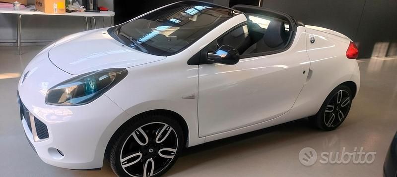 Bianco Usata 2011 Renault Wind Cabrio | 5000 € (Buon prezzo) - Immagine 1/4