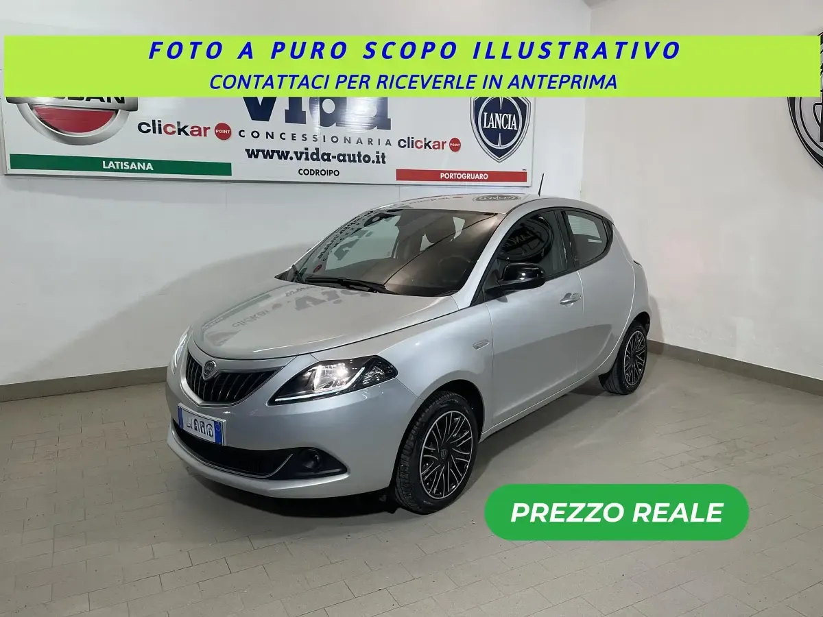 Gebraucht Lancia Ypsilon 95 PS (69 kW) 2014 Kleinwagen