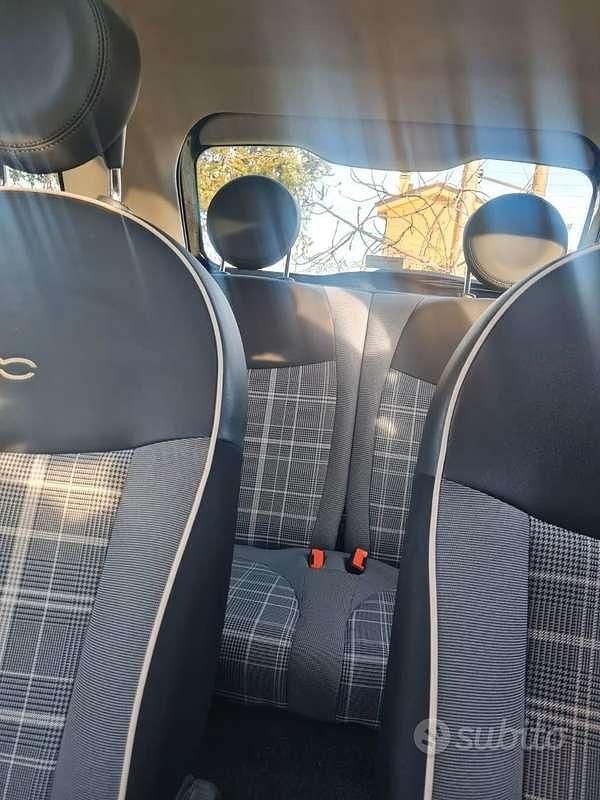 Usata Fiat 500 Lounge 69 CV (50 kW) 2016 Nero Utilitaria