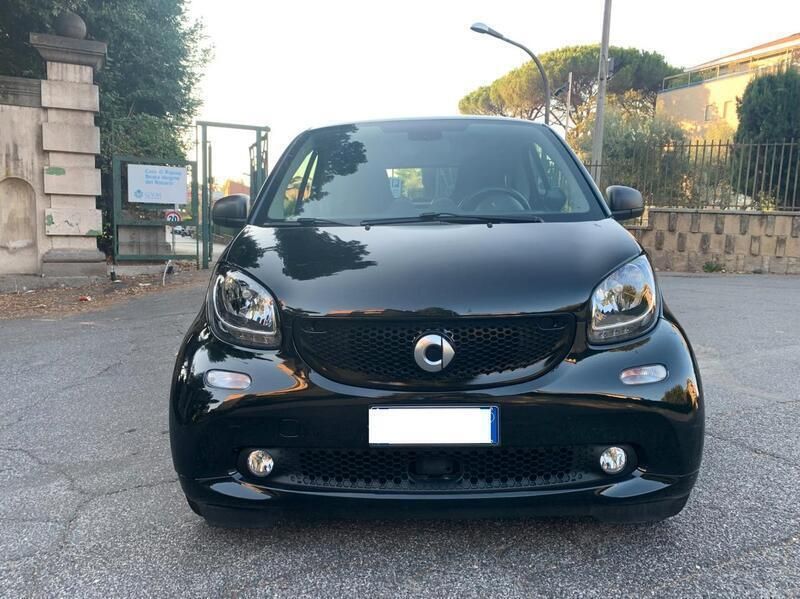 Usata Smart ForTwo Coupé Passion 71 CV (52 kW) 2019 Nero Coupé