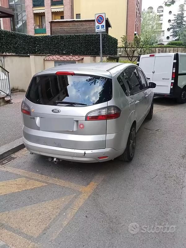 Usata Ford S-MAX 140 CV (102 kW) 2007 Grigio Monovolume
