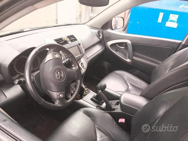 Usata Toyota RAV4 2006 Grigio SUV