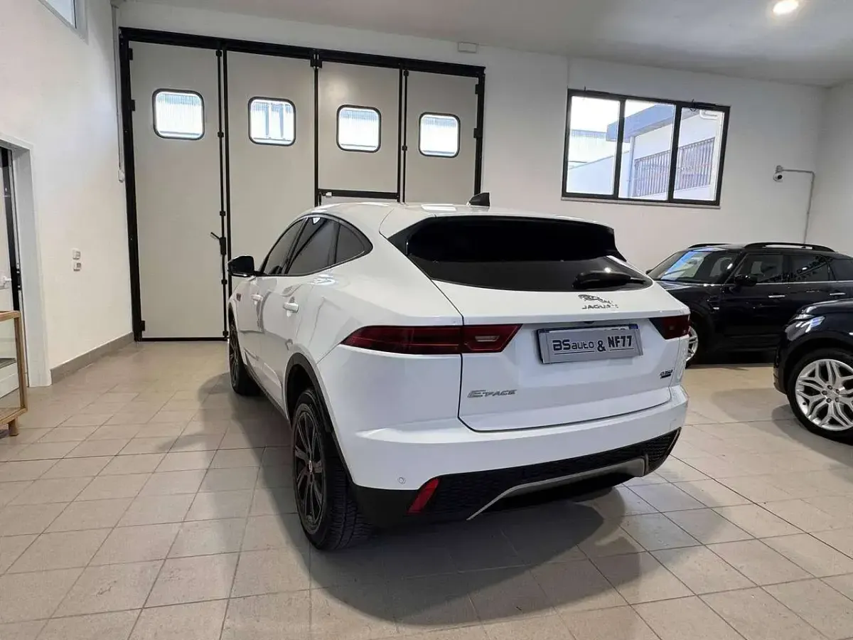 Usata Jaguar E-Pace S 150 CV (110 kW) 2020 Bianco SUV