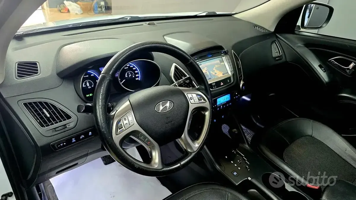 Usata Hyundai ix35 Style 184 CV (135 kW) 2010 Bianco SUV