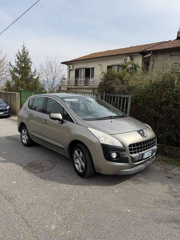 Usata Peugeot 3008 Active 111 CV (81 kW) 2011 Station wagon