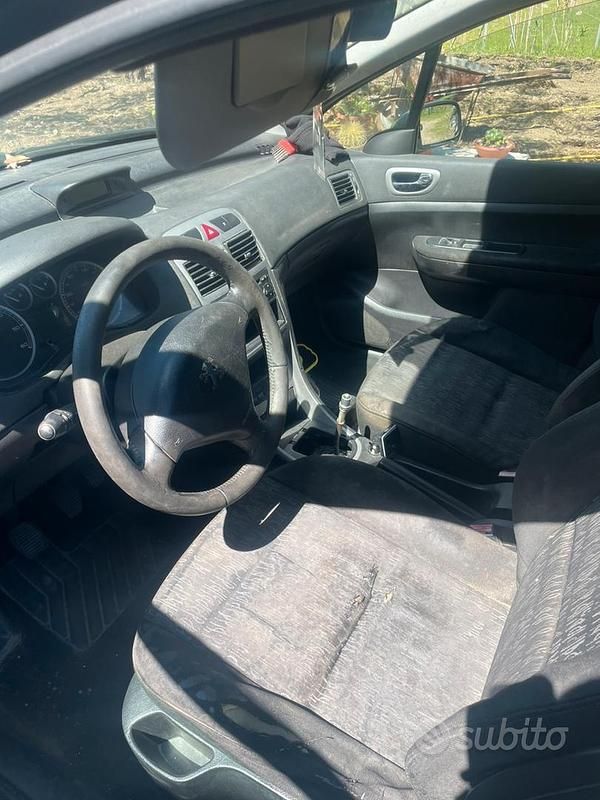 Usata Peugeot 307 109 CV (80 kW) 2004 Grigio Utilitaria