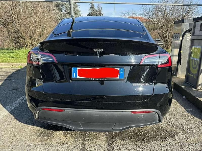 Usata Tesla Model Y Performance 392 kW (534 CV) 2023 Nero SUV