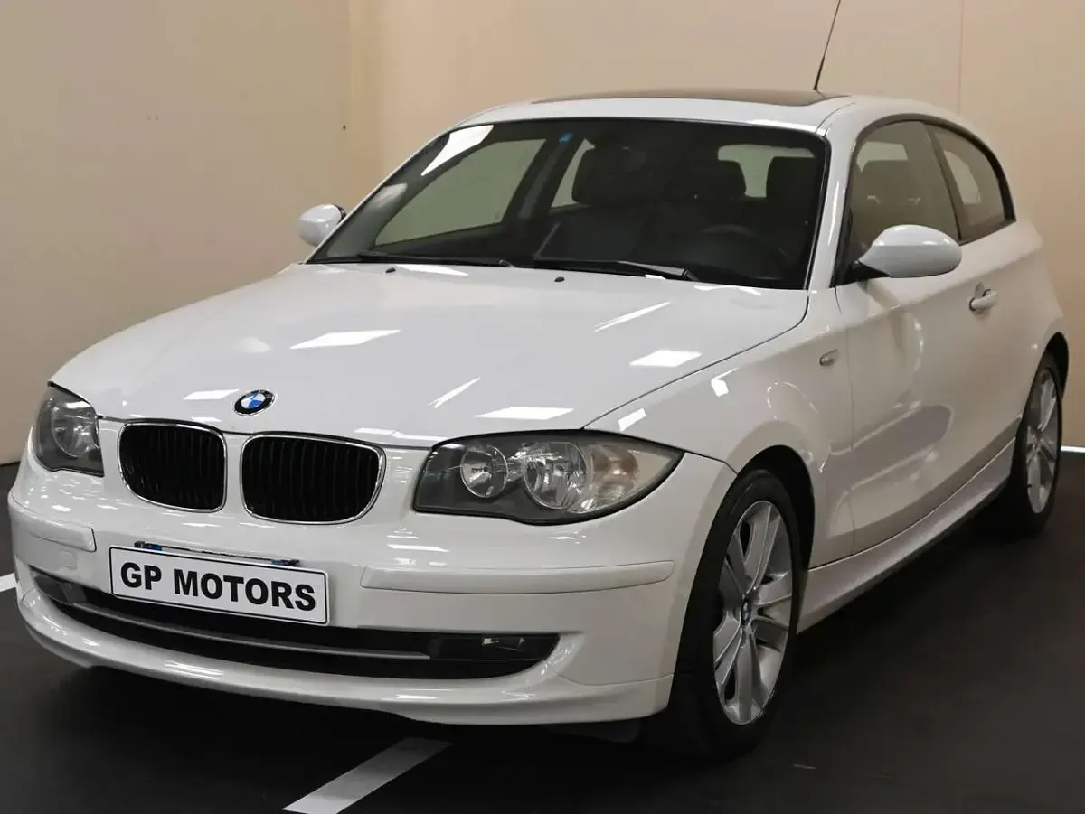 Occasion BMW 120 177 ch (130 kW) 2008 Blanc Citadine