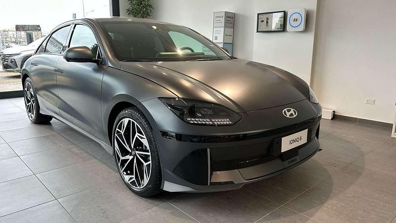 Nuova Hyundai Ioniq 6 55 kW (76 CV) 2025 Nero Berlina