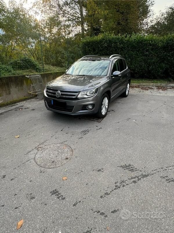 Usata VW Tiguan Sport 140 CV (102 kW) 2013 Grigio SUV