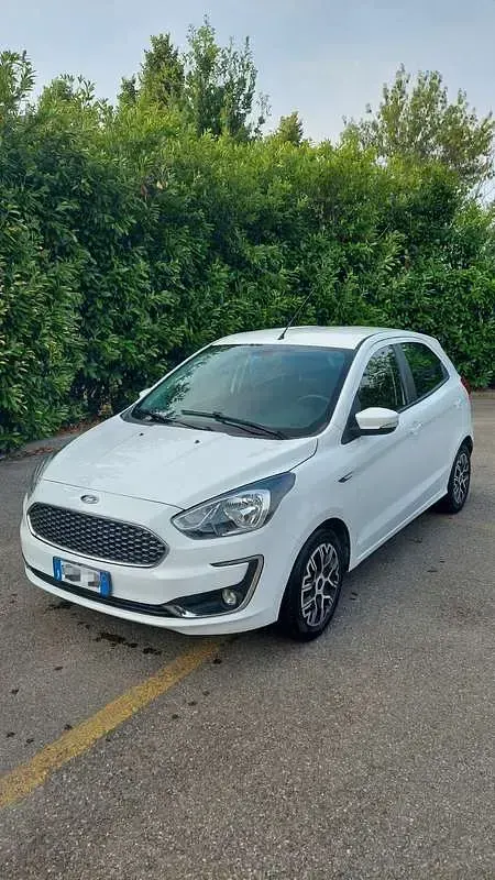 Usata Ford Ka Plus Cool & Connect 86 CV (63 kW) 2019 Utilitaria