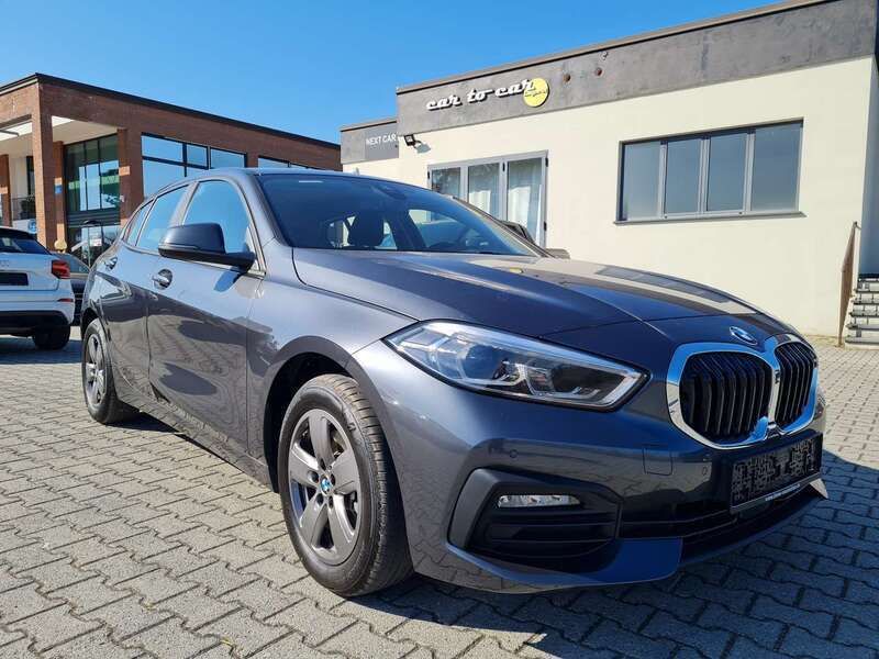 Grigio Usata 2023 BMW 116 Advantage Due volumi | 21.600 € (Super prezzo) - Immagine 1/3