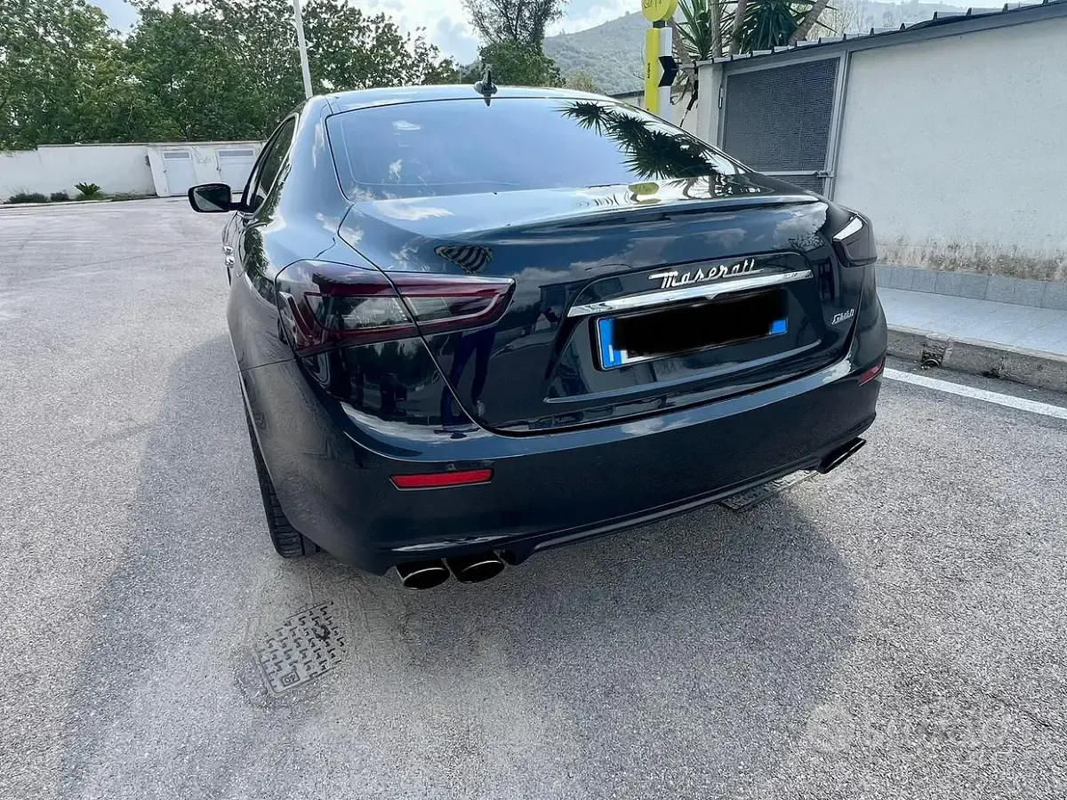 Usata Maserati Ghibli 275 CV (202 kW) 2014 Nero Berlina