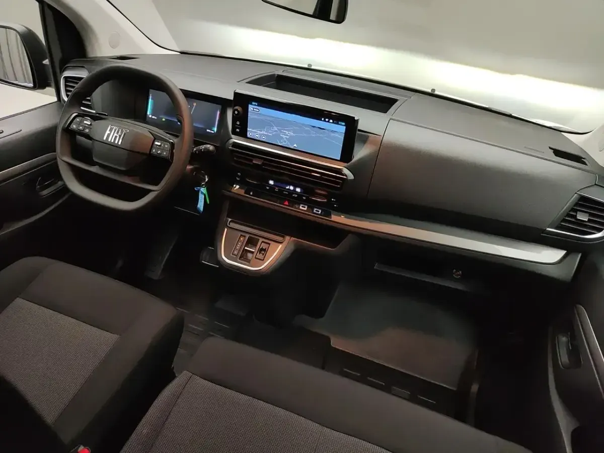 Nuova Fiat Scudo 180 CV (132 kW) 2025 Nero Furgone