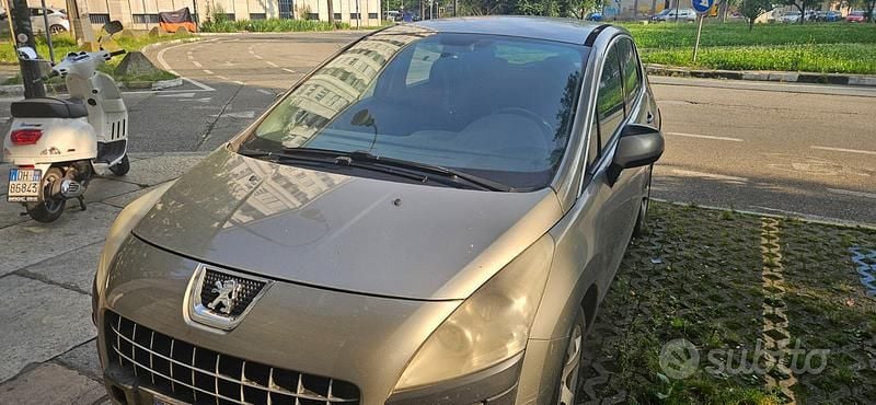 Usata Peugeot 3008 110 CV (80 kW) 2010 Marrone Monovolume