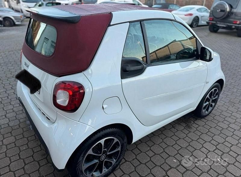 Usata Smart ForTwo Cabrio Passion 90 CV (66 kW) 2017 Bianco Cabrio
