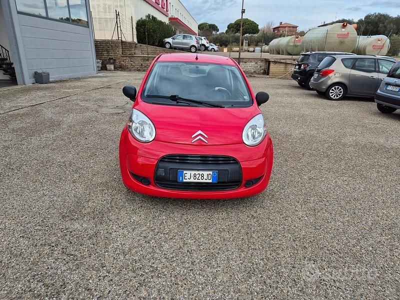 Usata Citroën C1 Attraction 68 CV (50 kW) 2011 Rosso Utilitaria