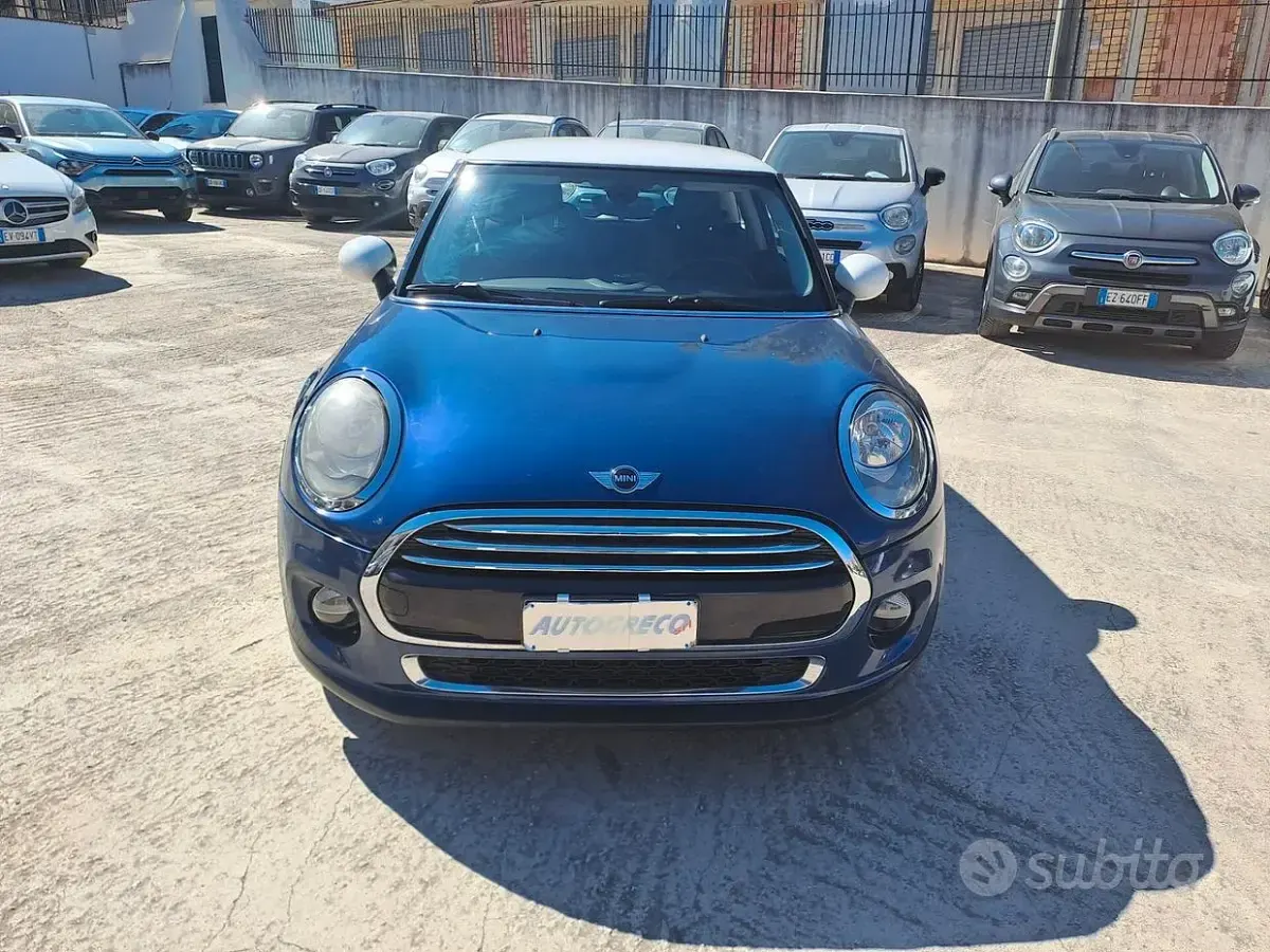 Usata Mini Cooper D 116 CV (85 kW) 2014 Blu Utilitaria