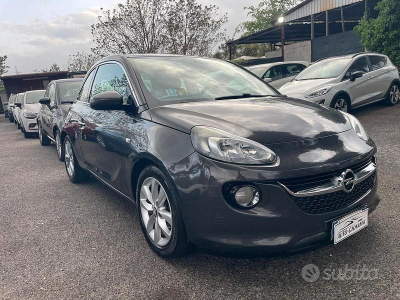 Usata Opel Adam Rocks Rocks 70 CV (51 kW) 2014 Grigio Utilitaria