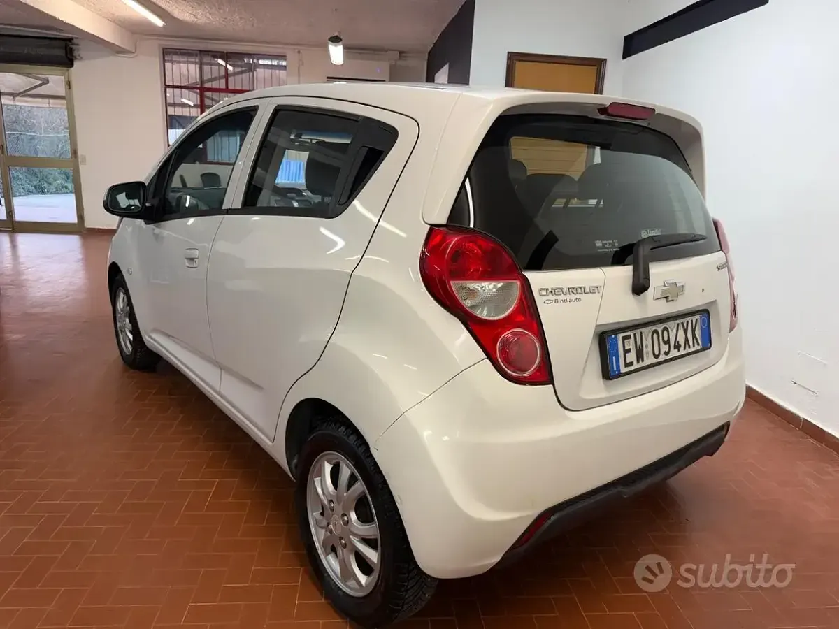 Usata Chevrolet Spark LS 68 CV (50 kW) 2014 Bianco Utilitaria