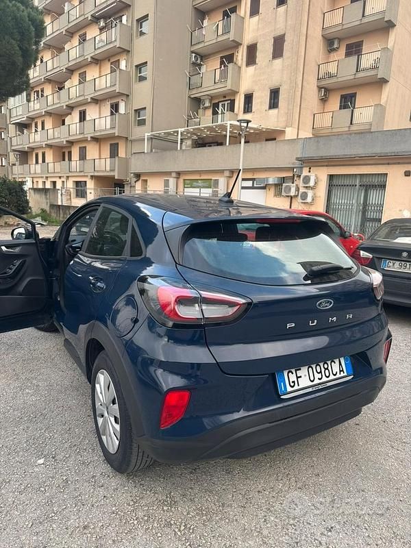 Usata Ford Puma 95 CV (69 kW) 2020 Blu Station wagon