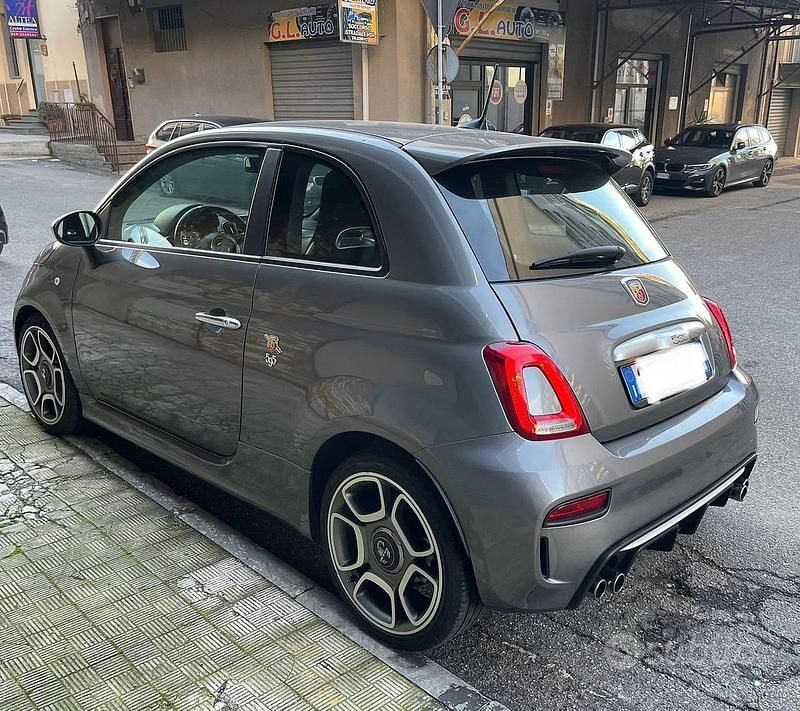 Usata Abarth 595 165 CV (121 kW) 2022 Grigio Berlina