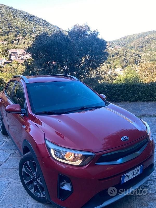 Usata Kia Stonic 116 CV (85 kW) 2018 Rosso SUV