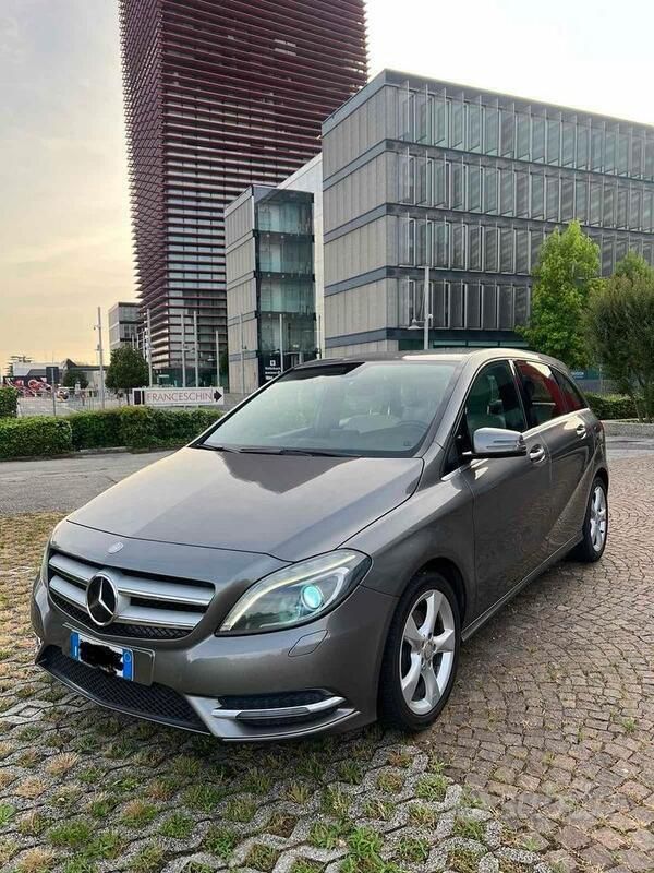 Usata Mercedes B200 Premium 136 CV (100 kW) 2014 Monovolume