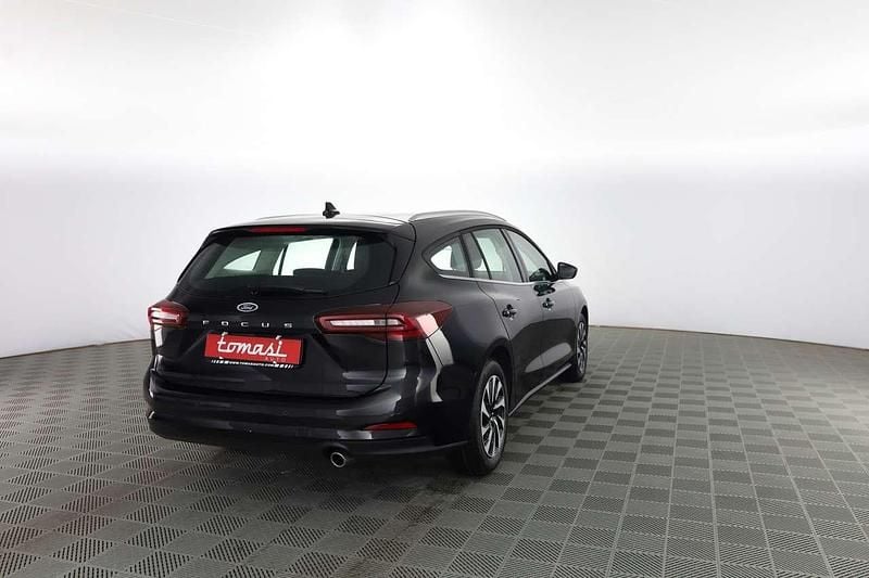 Usata Ford Focus Titanium 116 CV (85 kW) 2025 Agate black metallizzato Station wagon