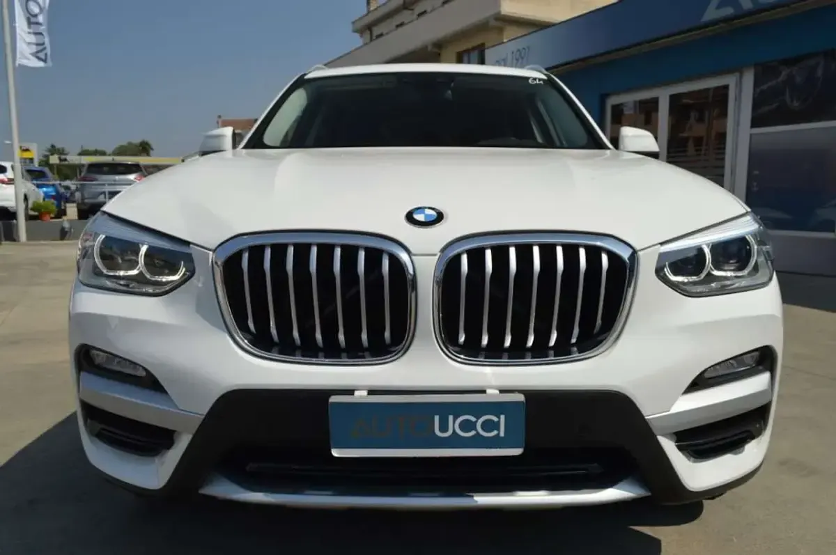 Usata BMW X3 xLine 190 CV (139 kW) 2019 Alpinweiss SUV