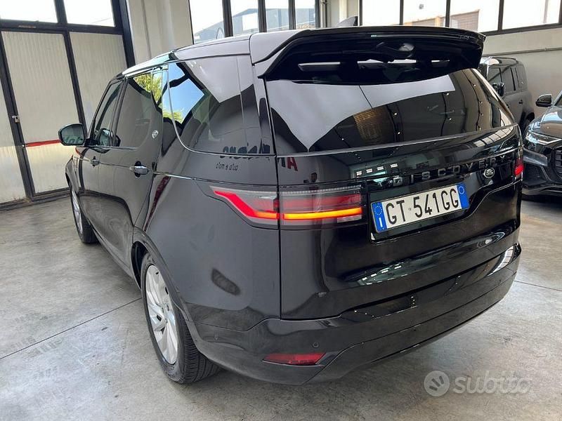 Usata Land Rover Discovery 5 HSE Dynamic 249 CV (183 kW) 2024 Nero SUV