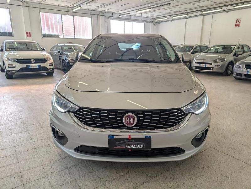 Usata Fiat Tipo Sport 95 CV (69 kW) 2020 Argento Berlina