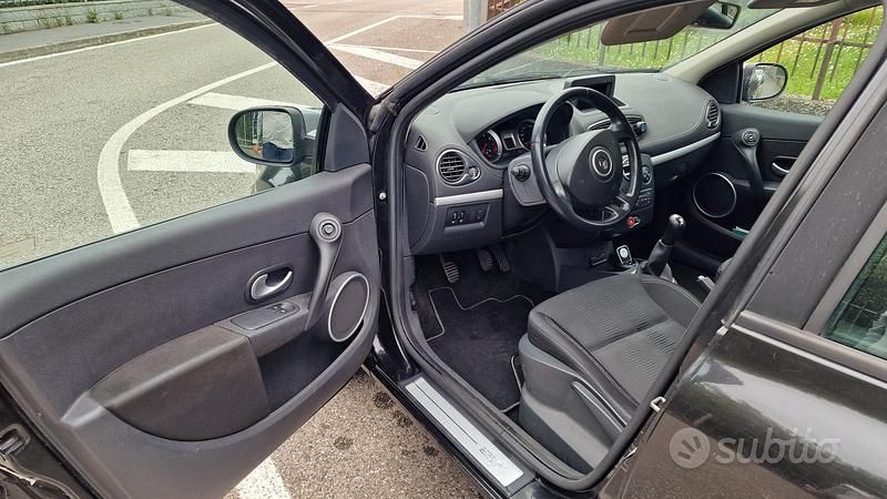 Usata Renault Clio II 2011 Nero Utilitaria