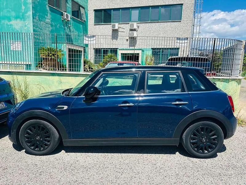 Usata Mini Cooper 136 CV (100 kW) 2019 Blu/azzurro Utilitaria