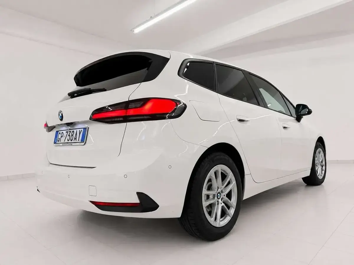 Usata BMW 220 Luxury Line 170 CV (125 kW) 2023 Bianco Coupé