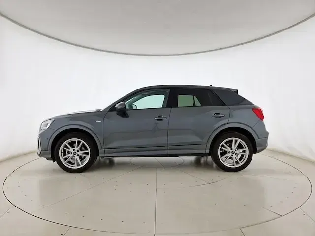 Usata Audi Q2 S-Line 150 CV (110 kW) 2025 Grigio daytona perlato SUV