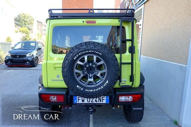Usata Suzuki Jimny 102 CV (75 kW) 2019 Giallo pastello SUV
