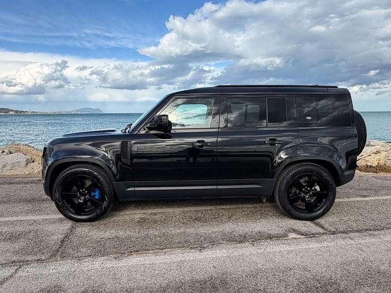 Usata Land Rover Defender SE 200 CV (147 kW) 2022 Nero SUV