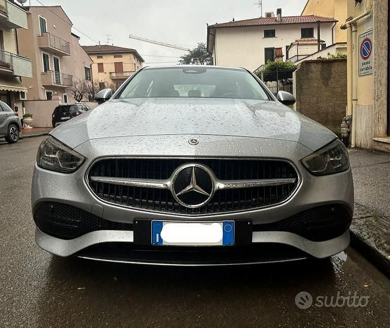 Usata Mercedes C200 163 CV (119 kW) 2022 Grigio Berlina