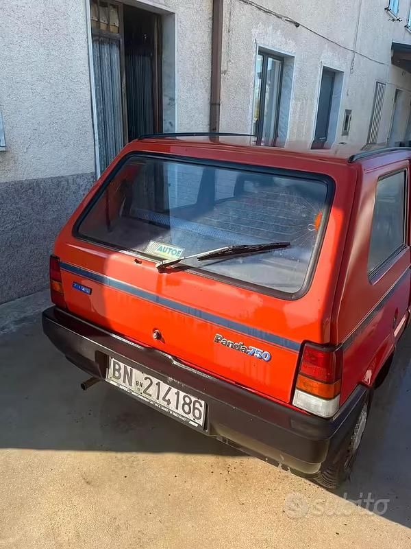 Usata Fiat Panda 34 CV (25 kW) 1989 Rosso Berlina