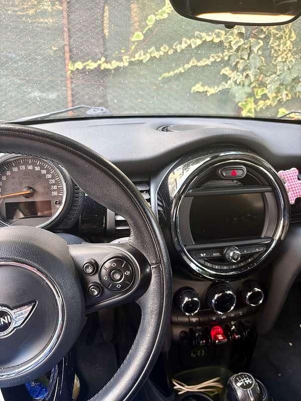 Usata Mini Cooper D Hype 116 CV (85 kW) 2017 Utilitaria