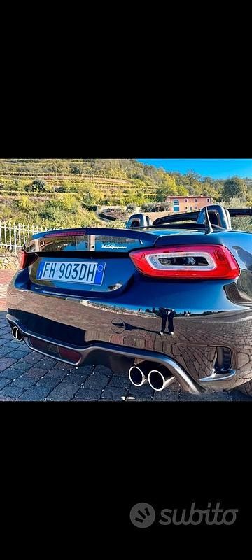 Usata Abarth 124 Spider 170 CV (125 kW) 2017 Nero Cabrio