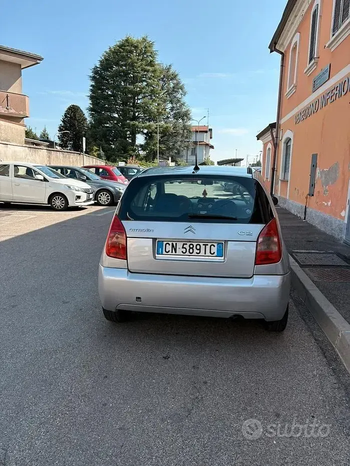 Usata Citroën C2 60 CV (44 kW) 2004 Grigio Utilitaria