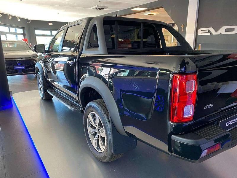 Nuova EVO Cross 4 136 CV (100 kW) 2025 Nero Pick-up