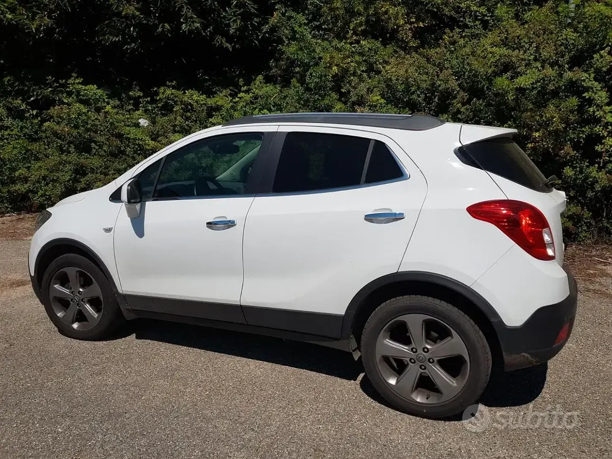 Usata Opel Mokka 131 CV (96 kW) 2014 Bianco SUV